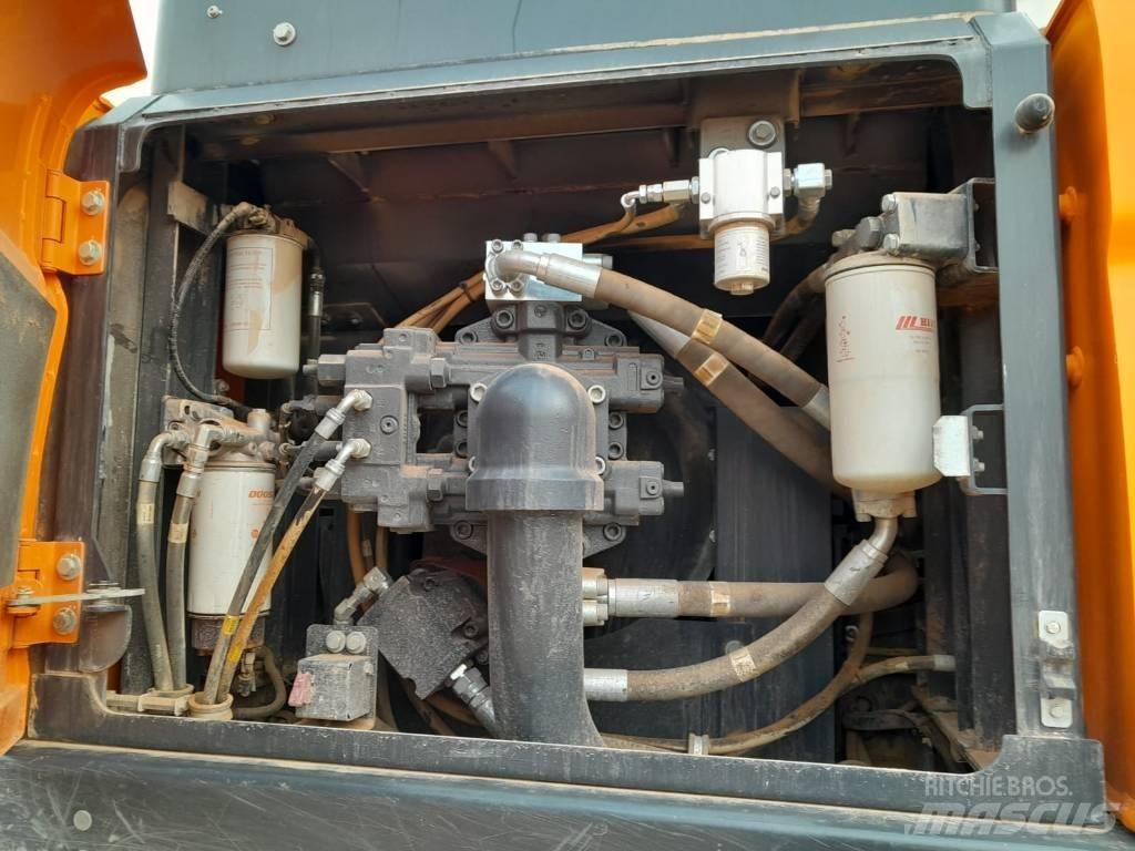 Doosan DX 350 LC-7 Telakaivukoneet