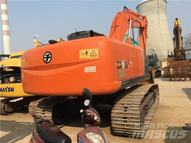 Hitachi ZX 200 Telakaivukoneet
