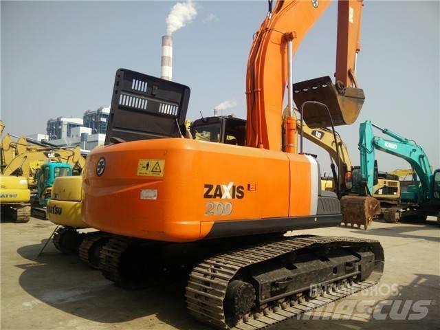Hitachi ZX 200 Telakaivukoneet