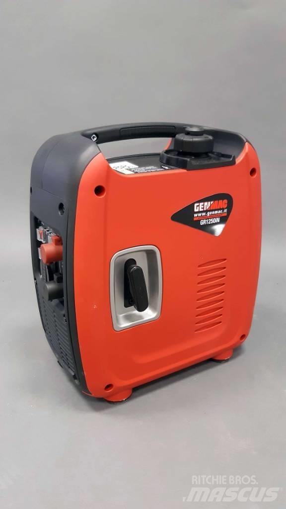 Genmac GR1250iN Bensiinigeneraattorit