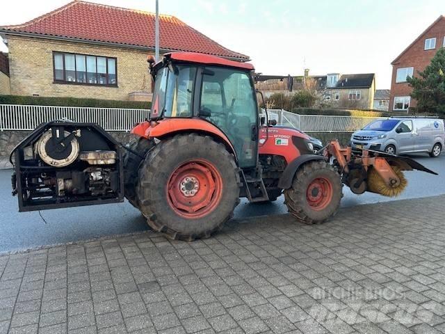 Kubota 7060M Traktorit