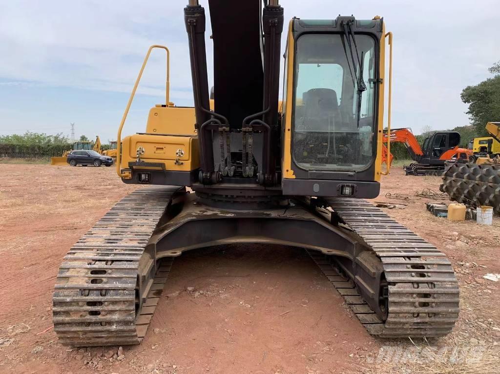 Volvo EC 290 B Telakaivukoneet