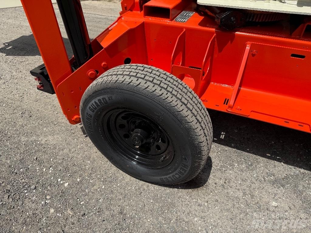 JLG T 500 J Hinattavat henkilönostimet