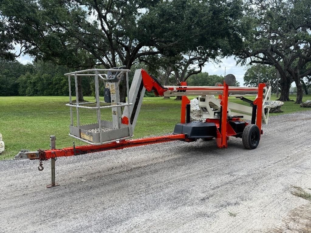 JLG T 500 J Hinattavat henkilönostimet