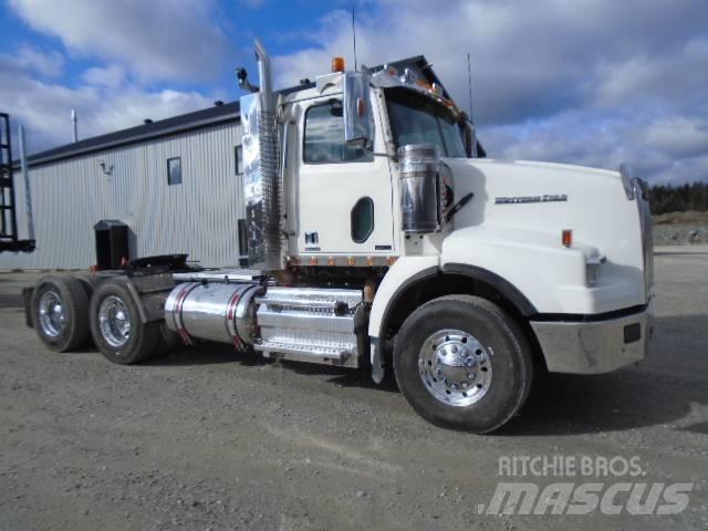 Western Star 4900 SA Vetopöytäautot