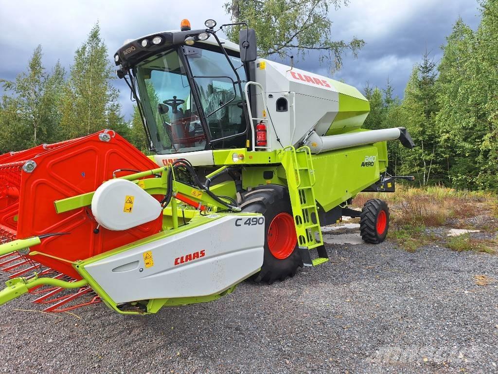 CLAAS Avero 240 Leikkuupuimurit