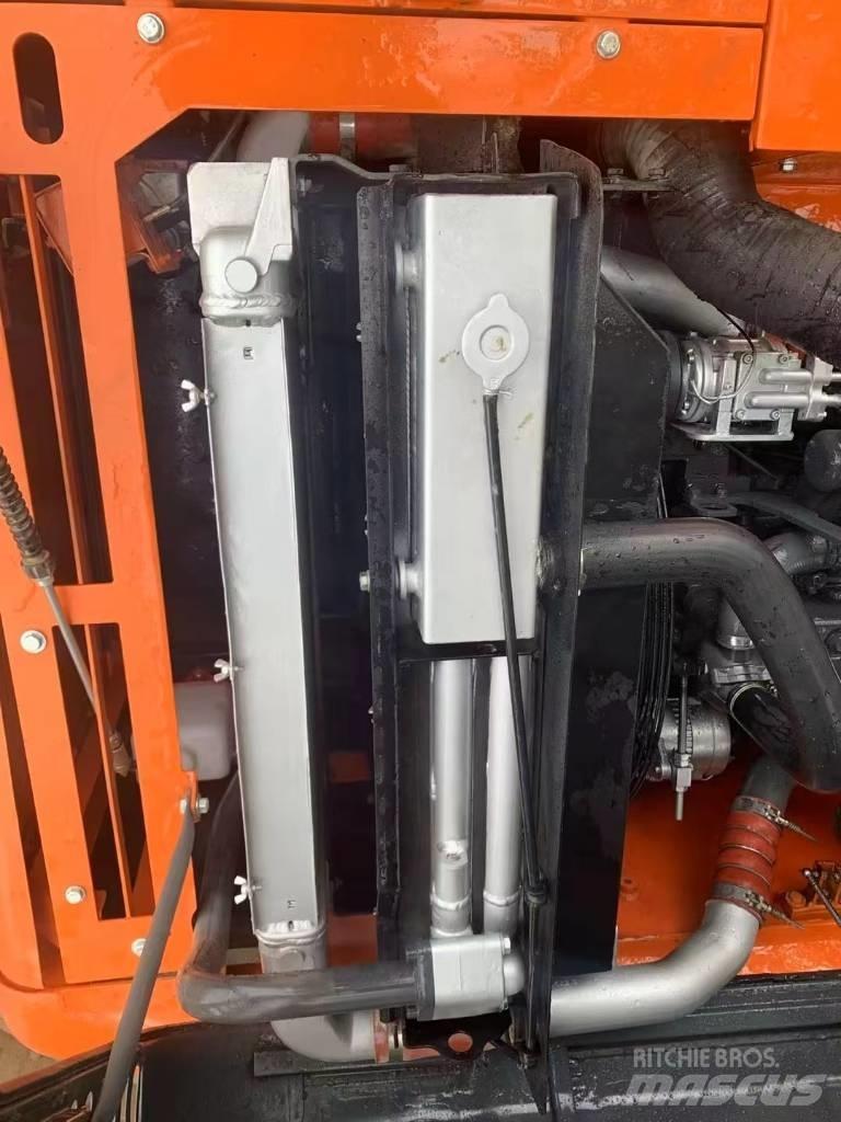 Doosan DX300LC-9C Telakaivukoneet