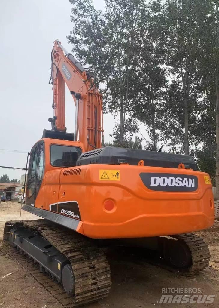 Doosan DX300LC-9C Telakaivukoneet