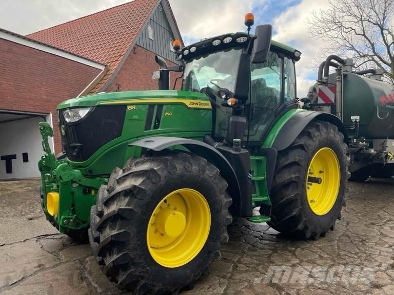 John Deere 6R 250 Traktorit