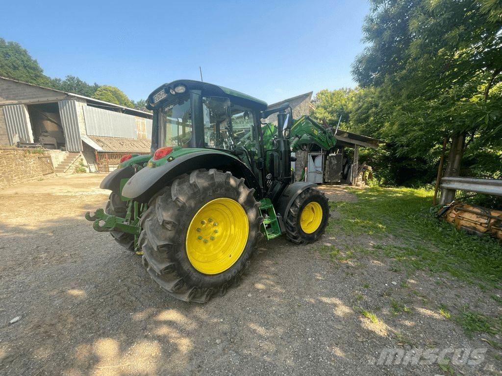 John Deere 6120 M Traktorit