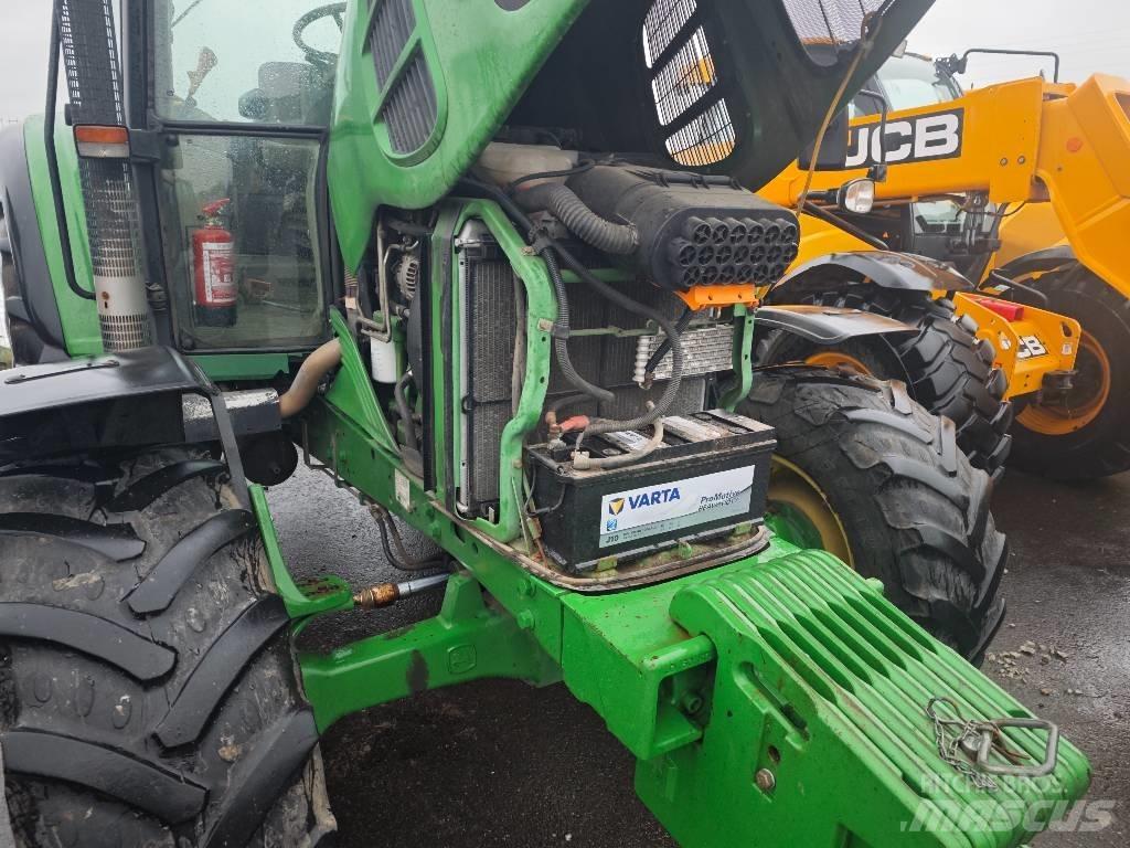 John Deere 6330 Traktorit