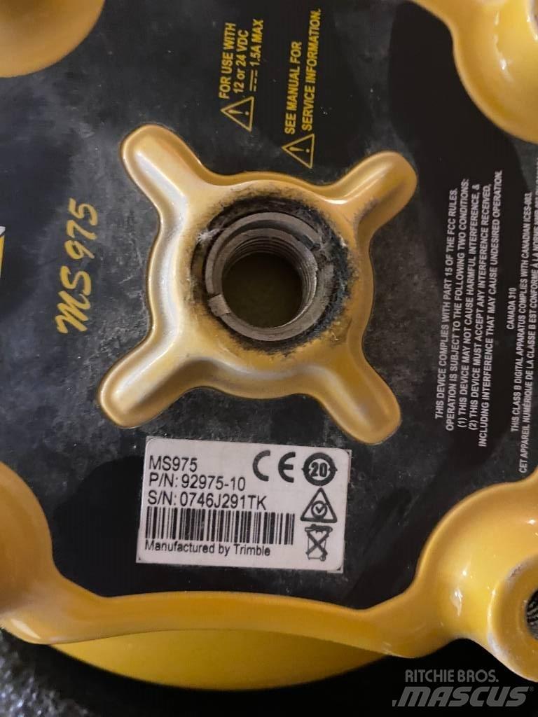Trimble CB460 vals Instrumentit, mittaus- ja automaatiolaitteet
