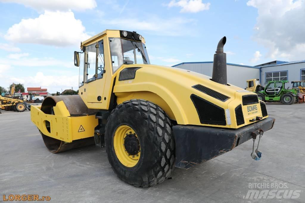 Bomag BW 219 D H-4 Yksivalssijyrät