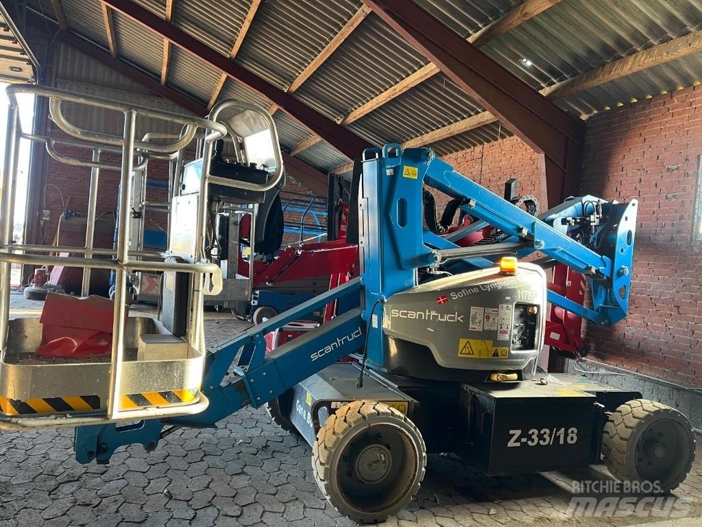 Genie Z 33/18 Kuukulkijat