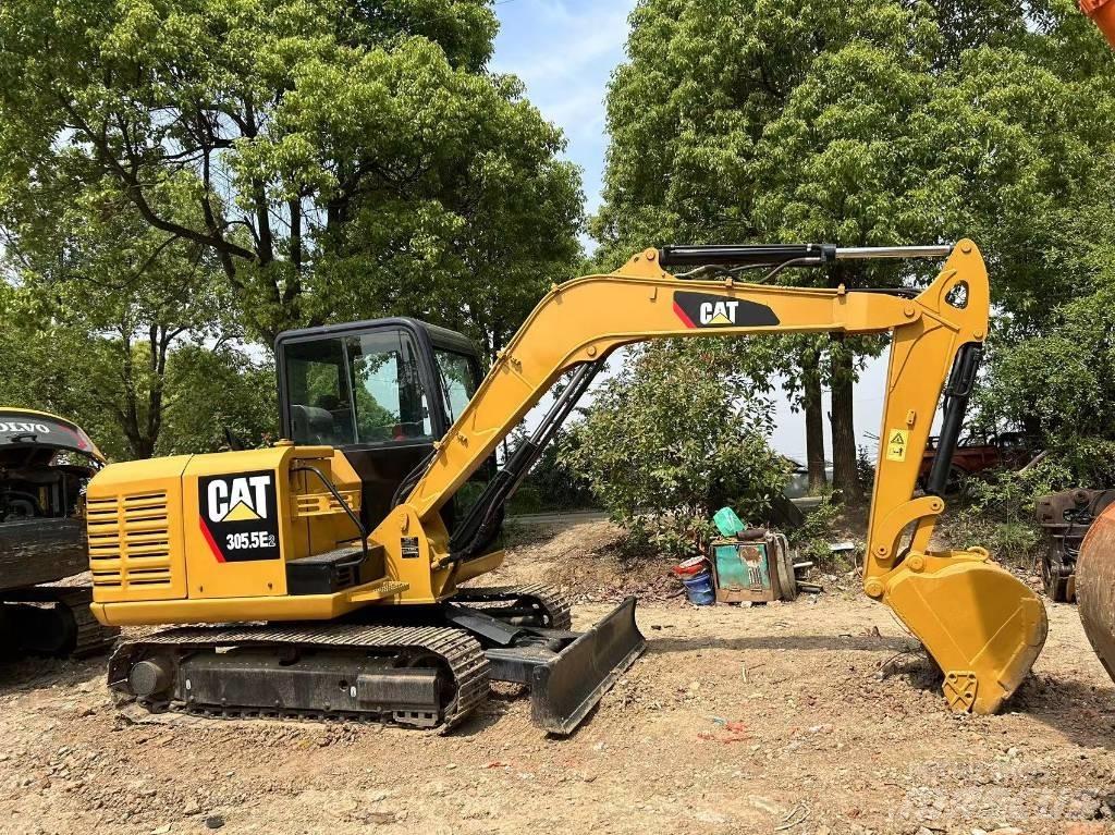 CAT 305.5 Minikaivukoneet < 7t