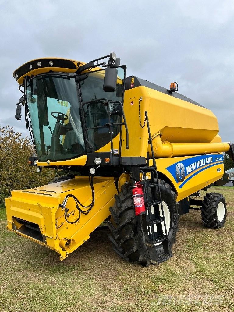 New Holland TC 5.70 Leikkuupuimurit