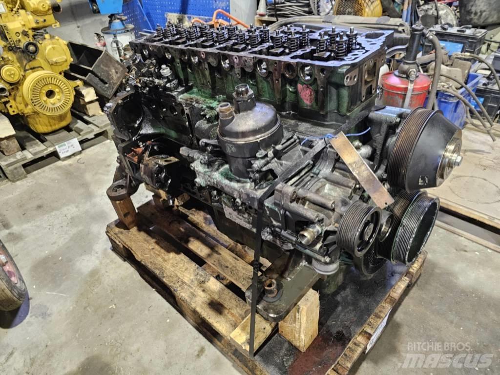 Volvo D8J Moottorit