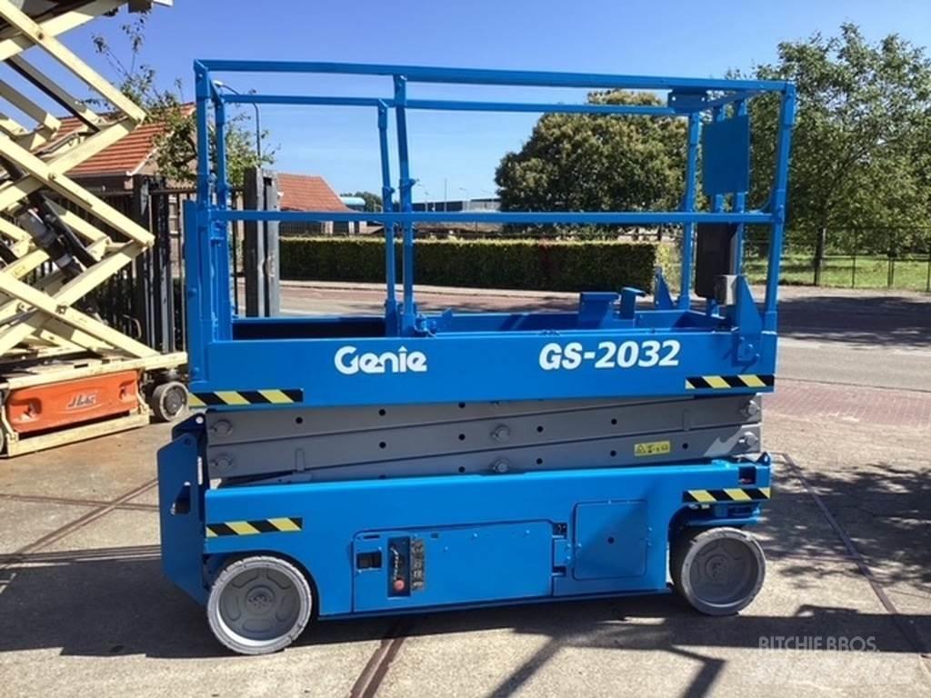 Genie GS2032 Saksilavat