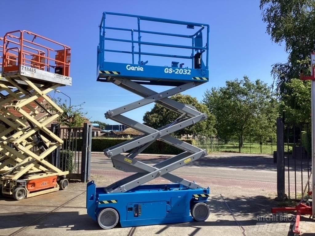 Genie GS2032 Saksilavat