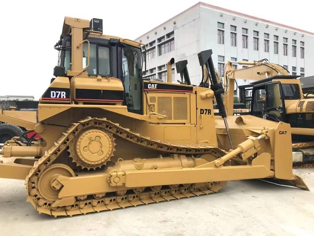 CAT D 7 R Telaketjupuskutraktorit