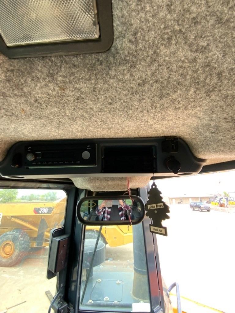 DEERE 750K Telaketjupuskutraktorit