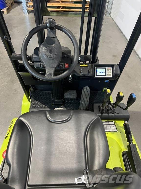 Clark GTX16 Sähkötrukit