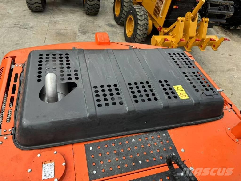 Hitachi ZX 200-3 G Telakaivukoneet