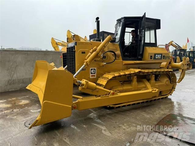 CAT D 7 G Telaketjupuskutraktorit