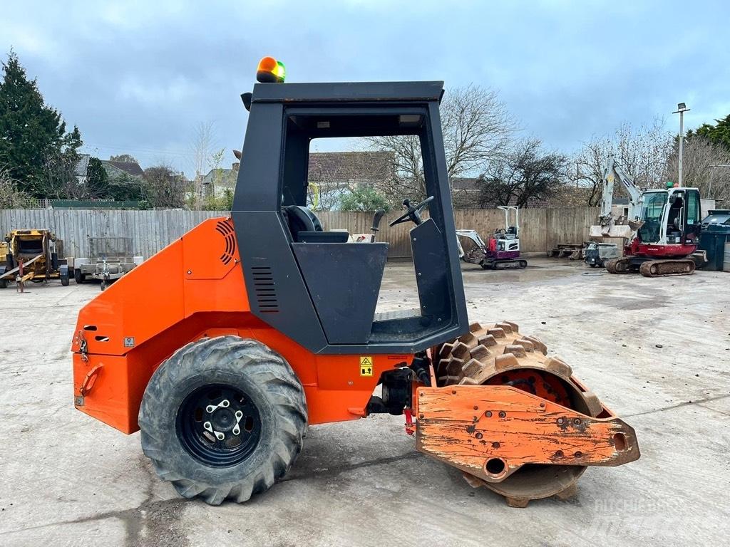 Ammann ASC 30 Yksivalssijyrät