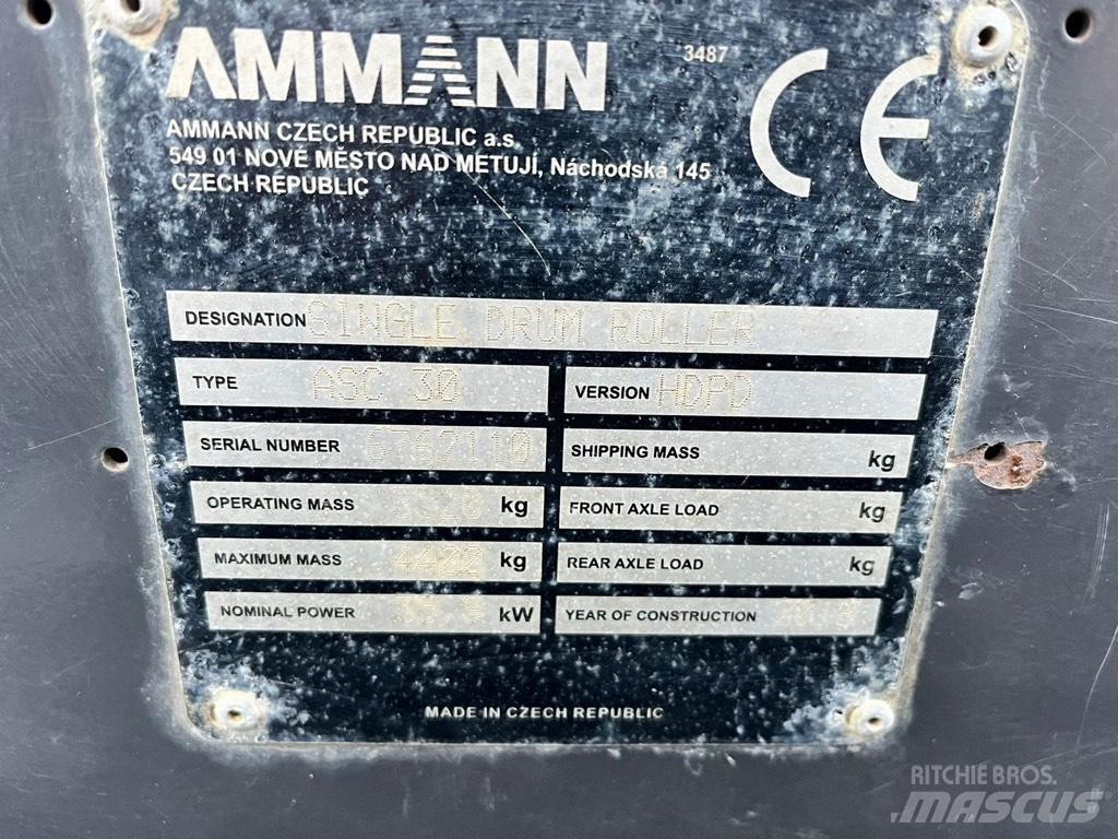 Ammann ASC 30 Yksivalssijyrät