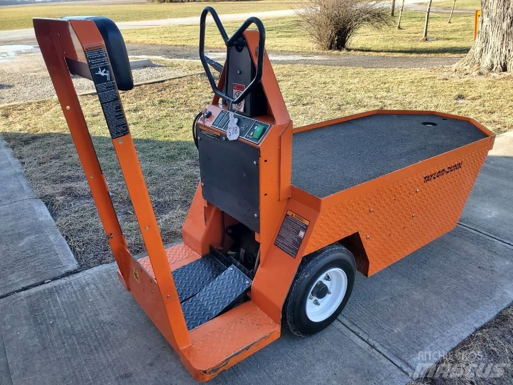 Taylor-Dunn SC100 Vetotrukit