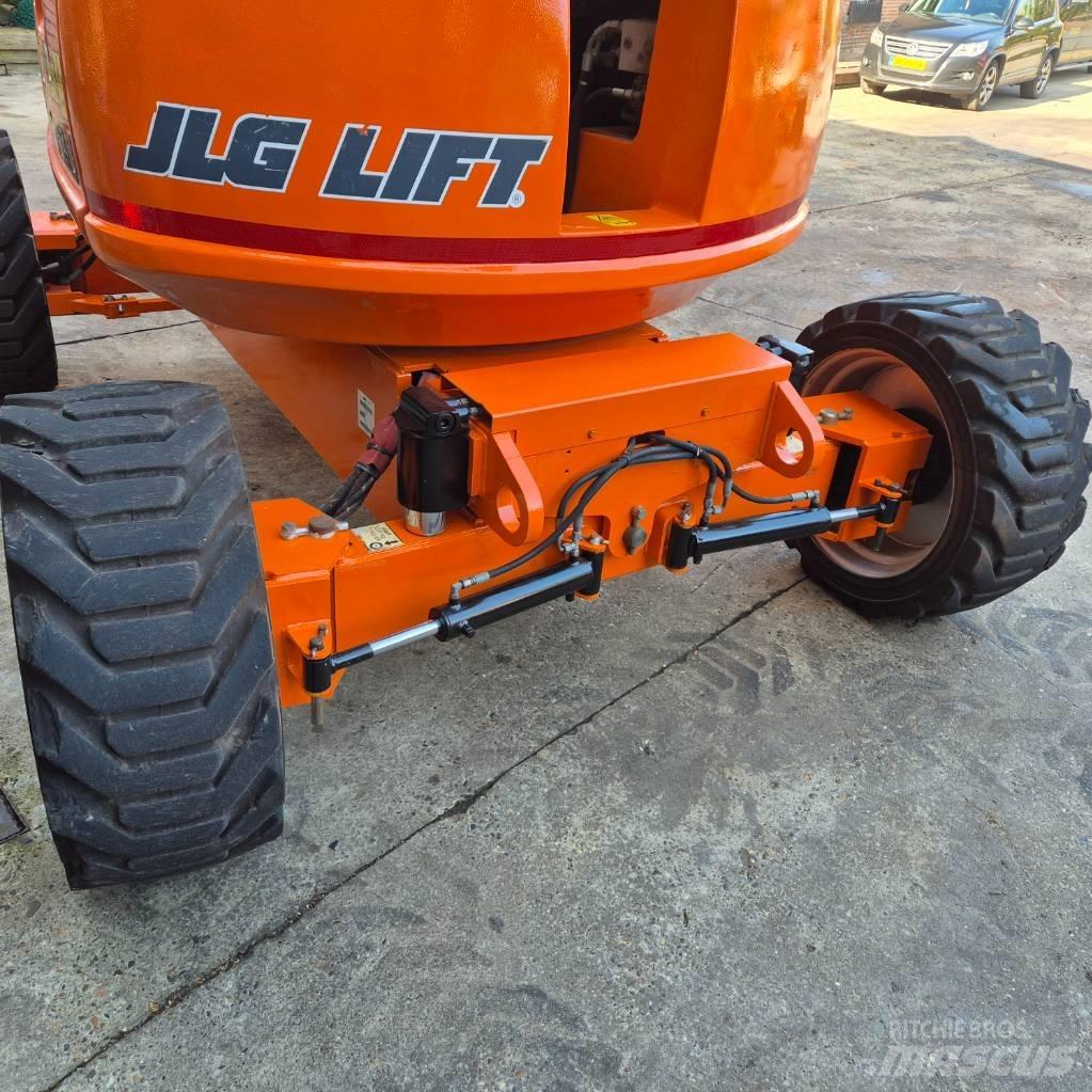 JLG 600 AJ Kuukulkijat