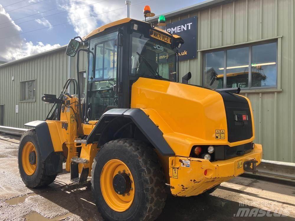 JCB 411 Pyöräkuormaajat