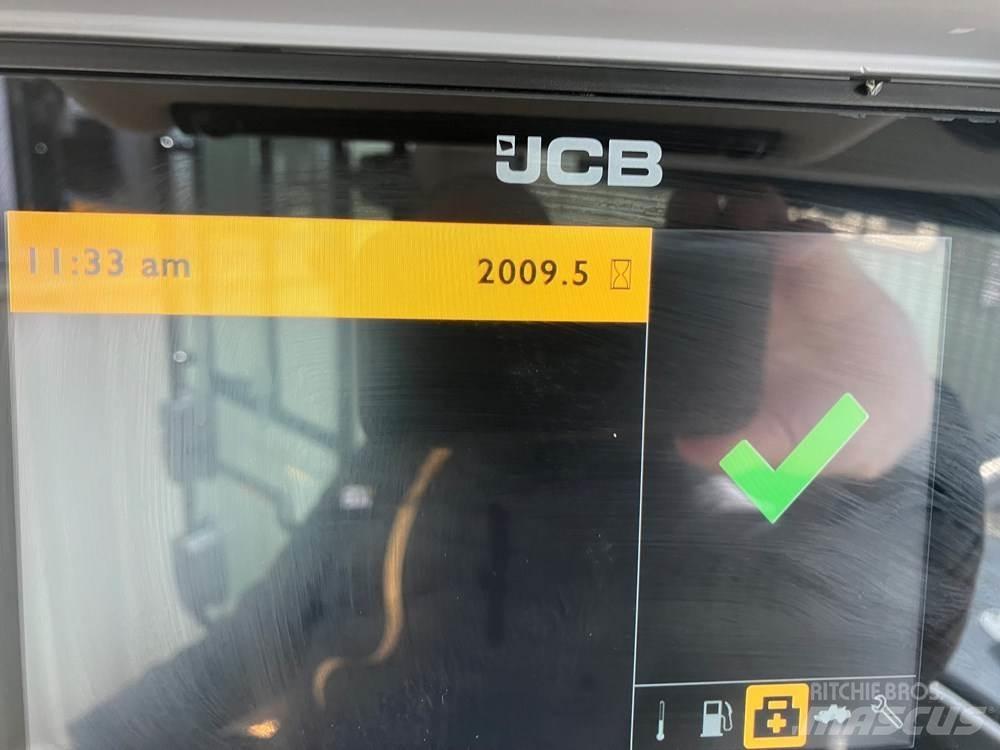 JCB 411 Pyöräkuormaajat