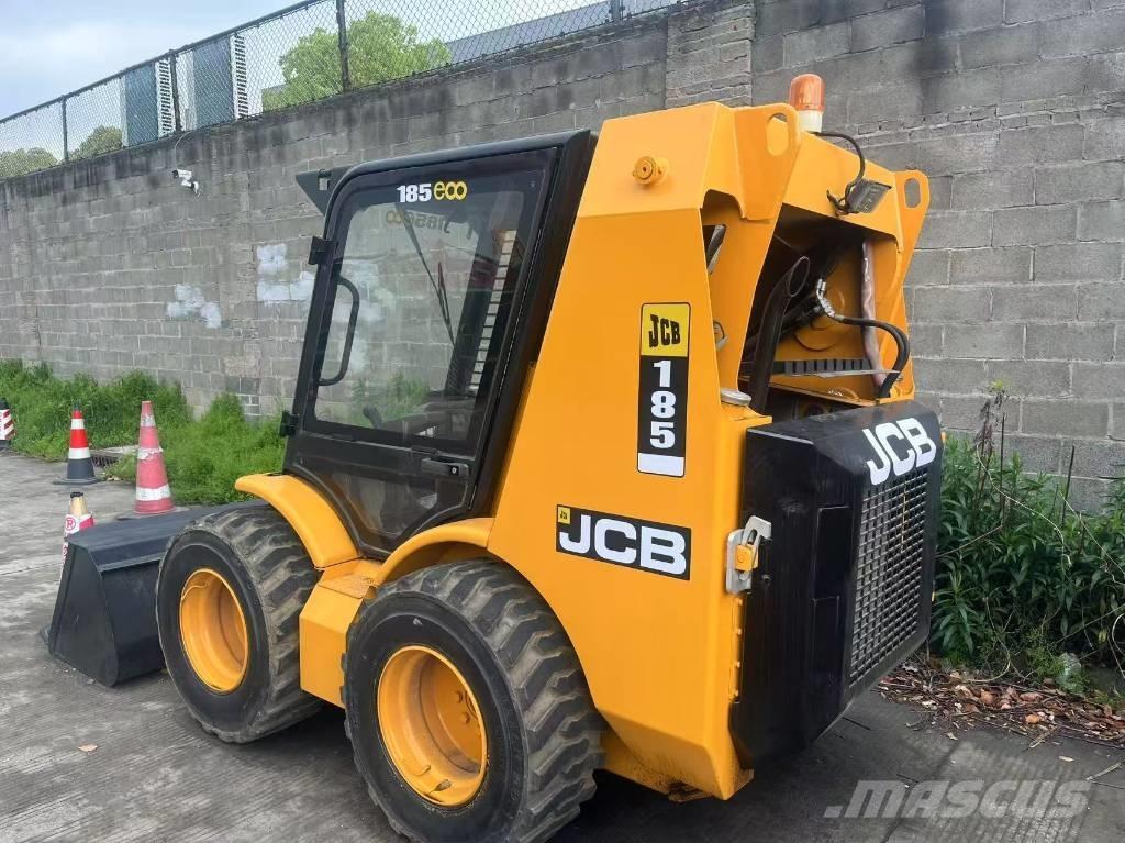 JCB 185 Liukuohjatut kuormaajat