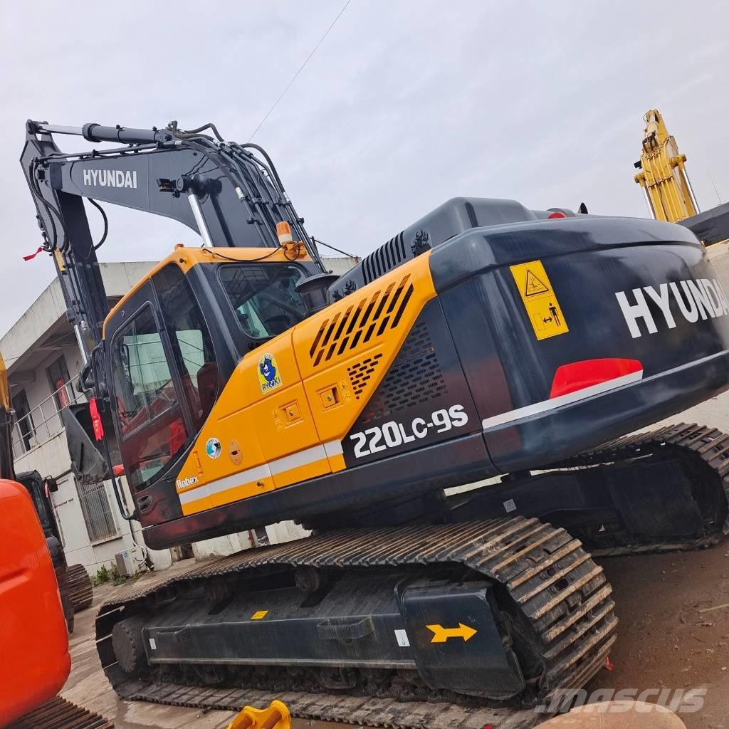 Hyundai 220 LC -9 Telakaivukoneet