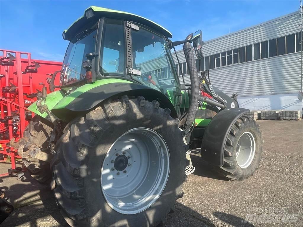 Deutz-Fahr 150.7 Traktorit