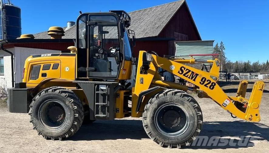  SZM 928 Pyöräkuormaajat