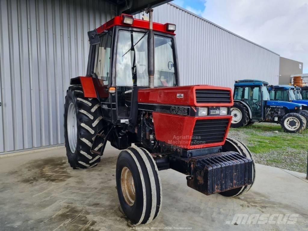 Case IH 856 XL Traktorit