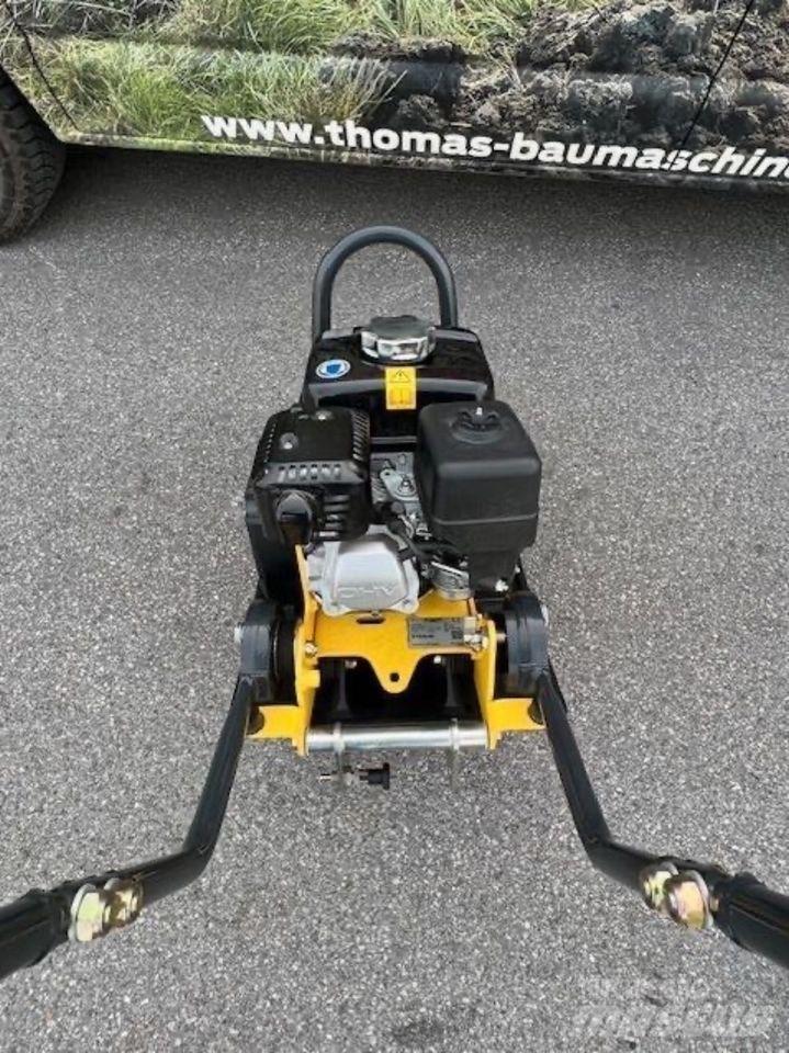 Bomag BVP 18/45 Tärylevyt