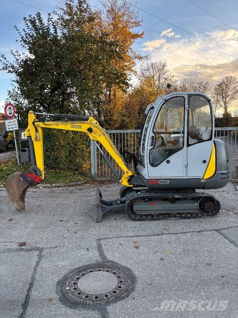 Wacker Neuson 2503 Minikaivukoneet < 7t