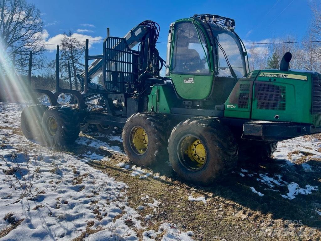 John Deere 1110 E Kuormatraktorit