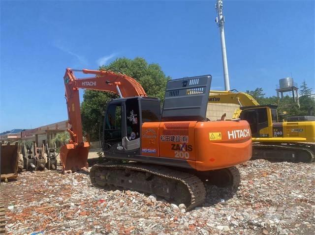 Hitachi ZX200-3G Telakaivukoneet
