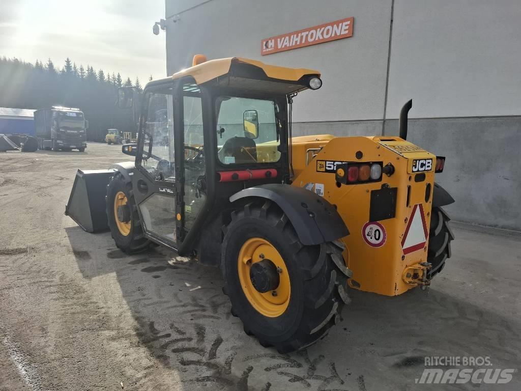 JCB 527-58 Kurottajat