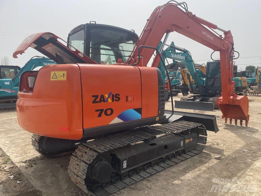 Hitachi ZX 70 Midikaivukoneet 7t - 12t