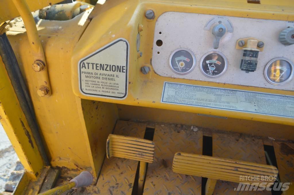 CAT 941 B Telakuormaajat