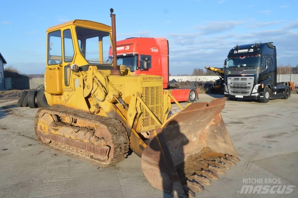 CAT 941 B Telakuormaajat