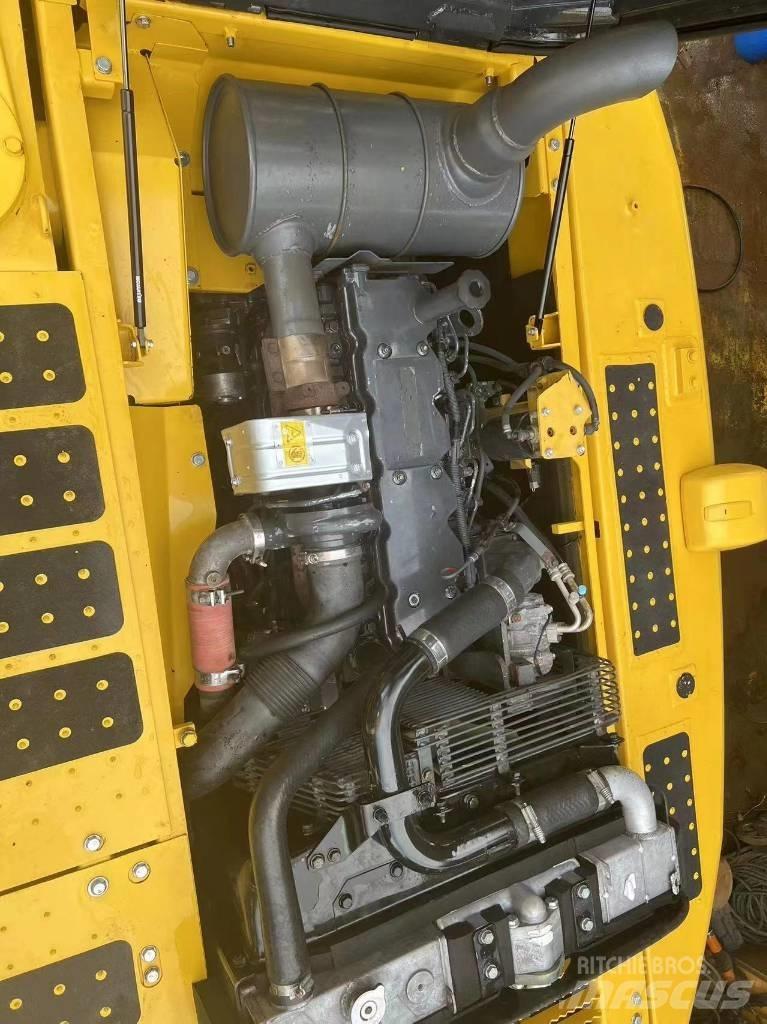 Komatsu PC 200-7L Telakaivukoneet