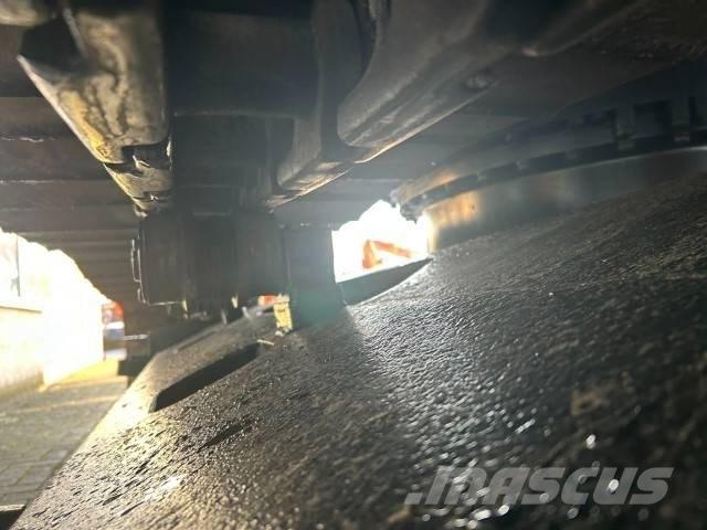 Hitachi ZX 210 LC-5B Telakaivukoneet
