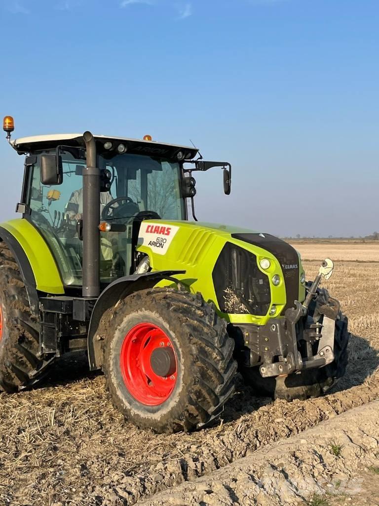 CLAAS Arion 630 Traktorit